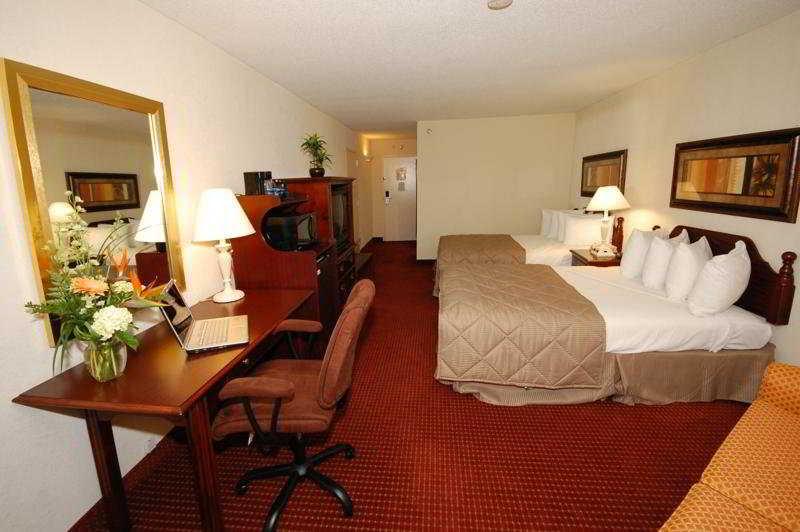 Clarion Hotel Fort Myers Exterior foto